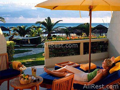 Four Seasons Hotel 7